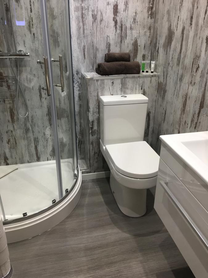 Beudy Bach Bed & Breakfast Cross Hands Екстериор снимка