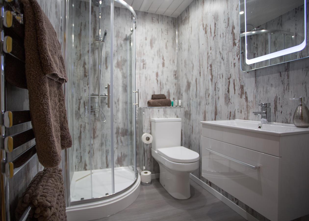 Beudy Bach Bed & Breakfast Cross Hands Екстериор снимка